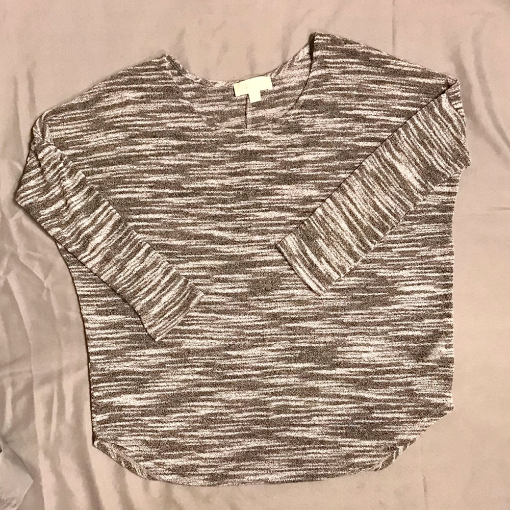 Sheer Dolman Tunic, Olive & Oak, Gray, Small - Picture 7 of 16